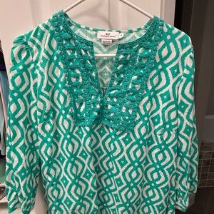 Vineyard Vines Women's Teal and White Geometric Blouse